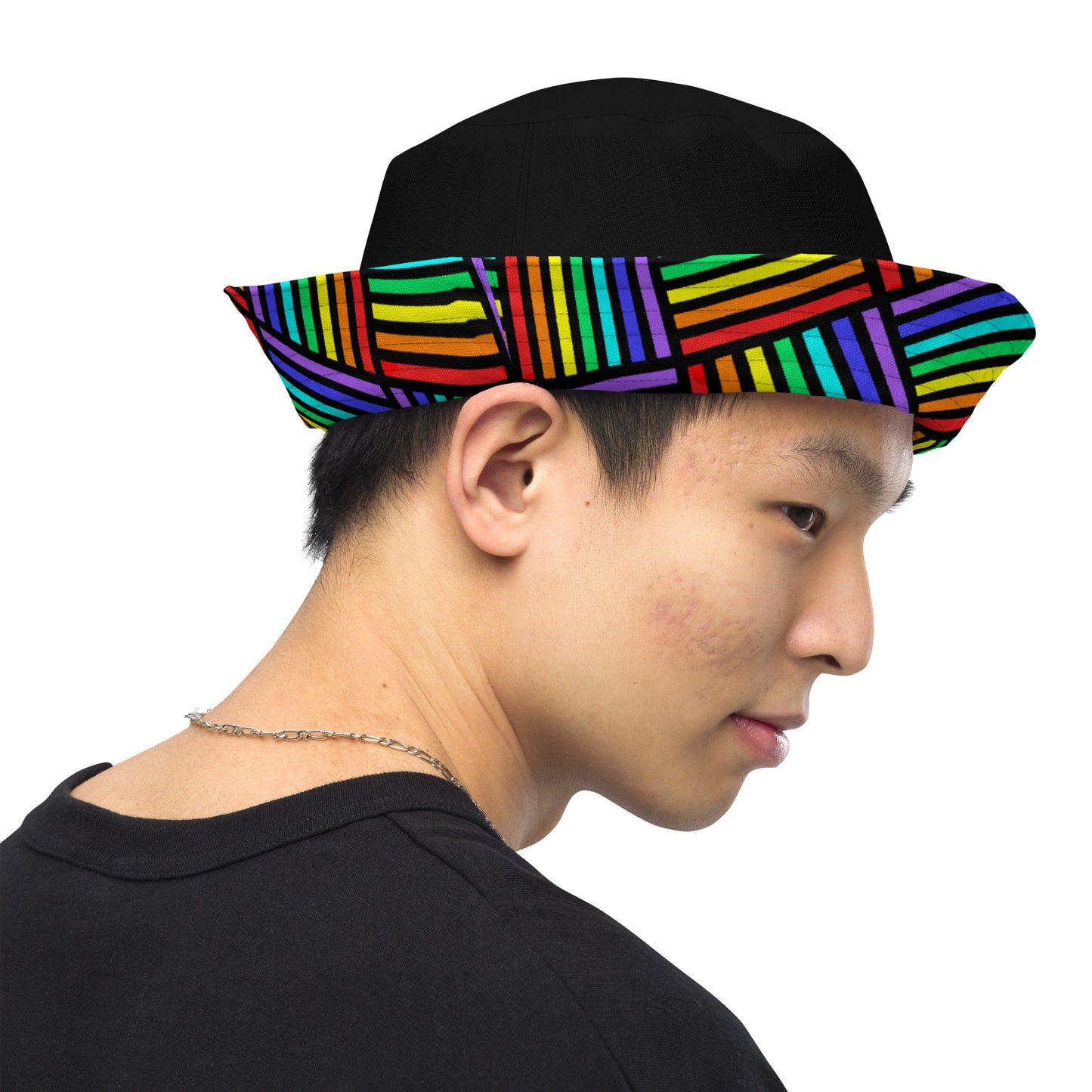 Reversible bucket hat